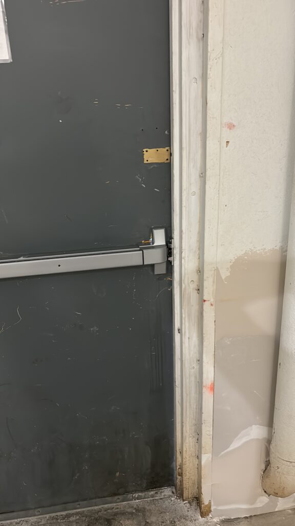 commercial locksmith lockout service in LA — interior