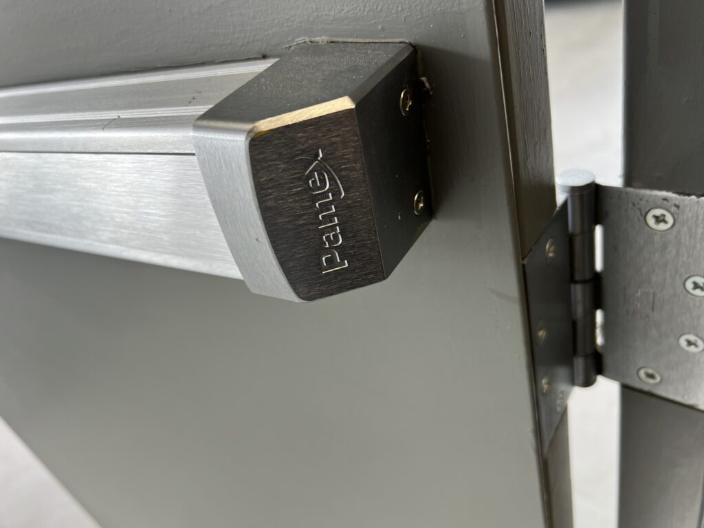 commercial locksmith los angeles — additional